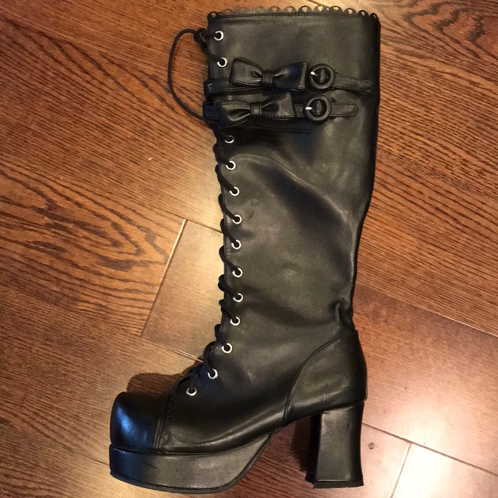 Black platform 15 hole lace up boots